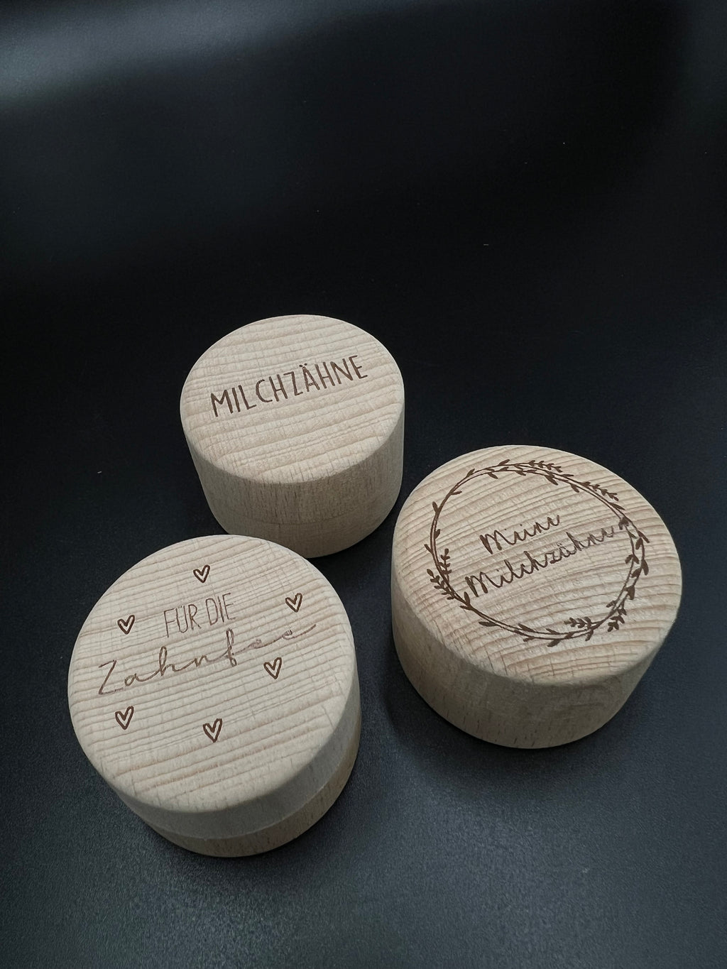 Milchzahn-Dose aus Holz