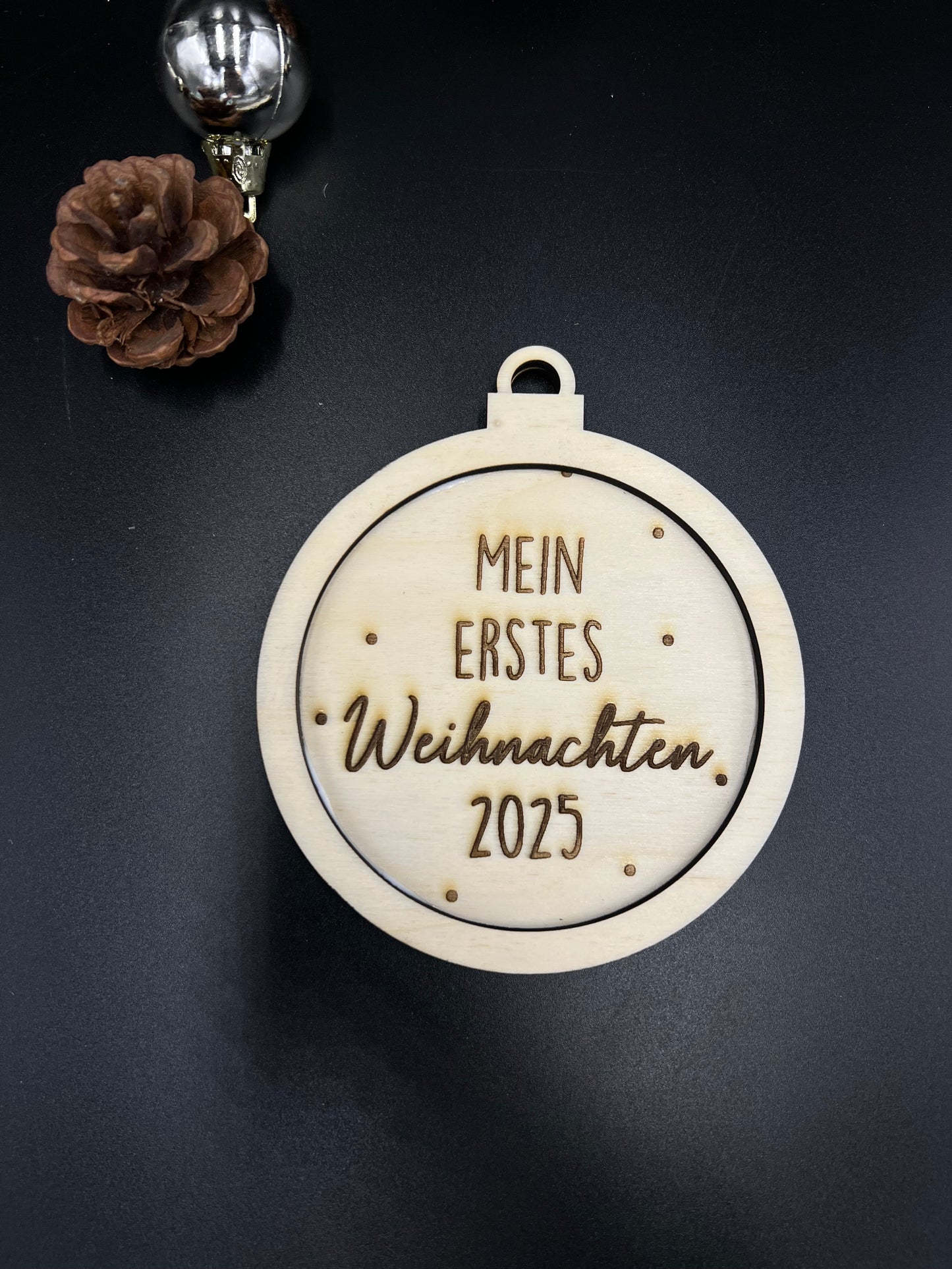 Holz-Christbaumkugel